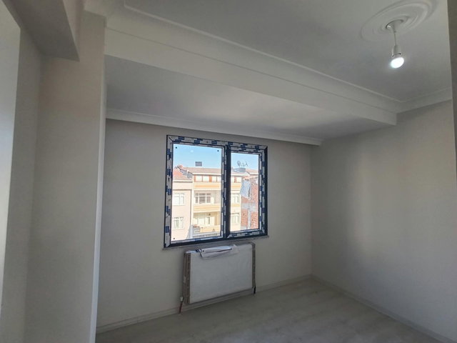 ESENLER FATİH MAHALLESİ'NDE SATILIK SIFIR DAİRE
