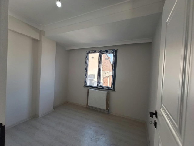 ESENLER FATİH MAHALLESİ'NDE SATILIK SIFIR DAİRE