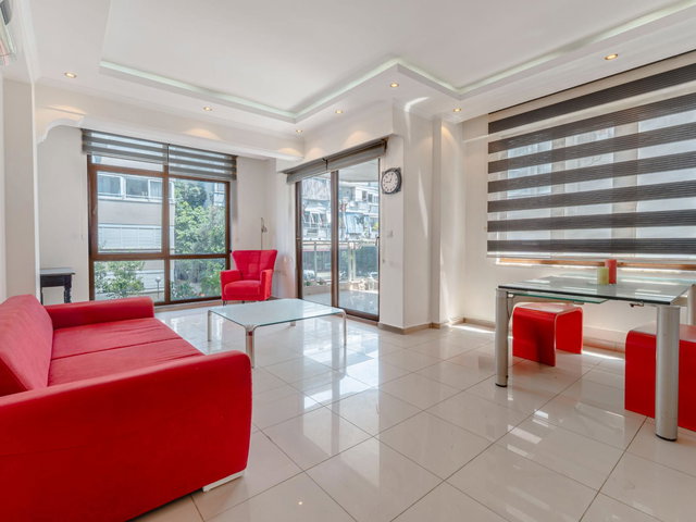 ALANYA OBA GÖLDE GENİŞ 3+1 FERAH VE KULLANIŞLI DAİRE