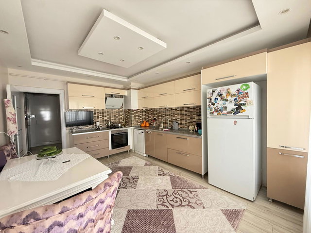 REMAX İLKE'DEN YILDIZKENT'TE 4+1 SATILIK DAİRE