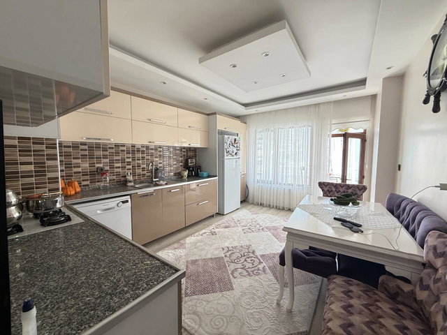 REMAX İLKE'DEN YILDIZKENT'TE 4+1 SATILIK DAİRE