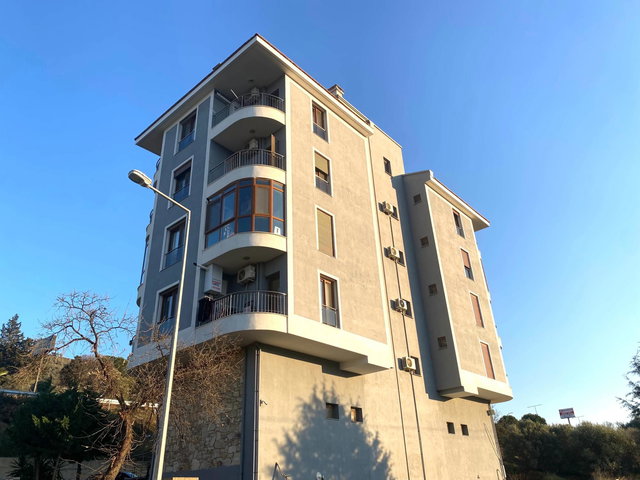GÜZELBAHÇE YELKİ'DE OKULLAR BÖLGESINDE 2+1 KİRALIK DAİRE