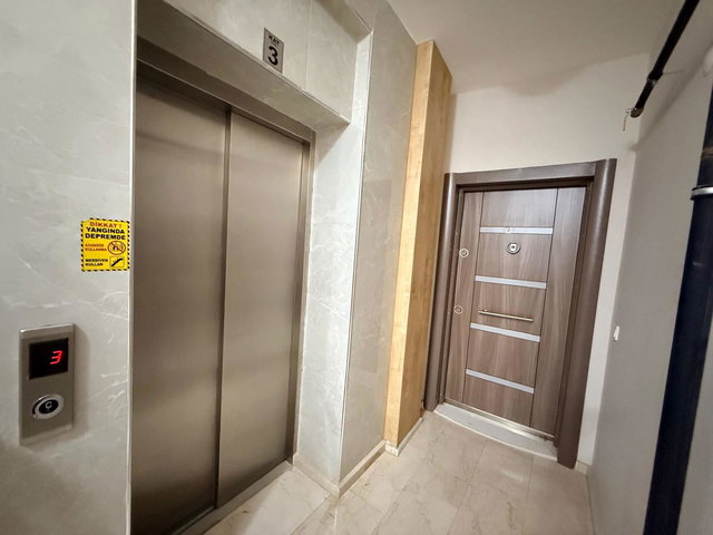 GÜZELBAHÇE YELKİ'DE OKULLAR BÖLGESINDE 2+1 KİRALIK DAİRE