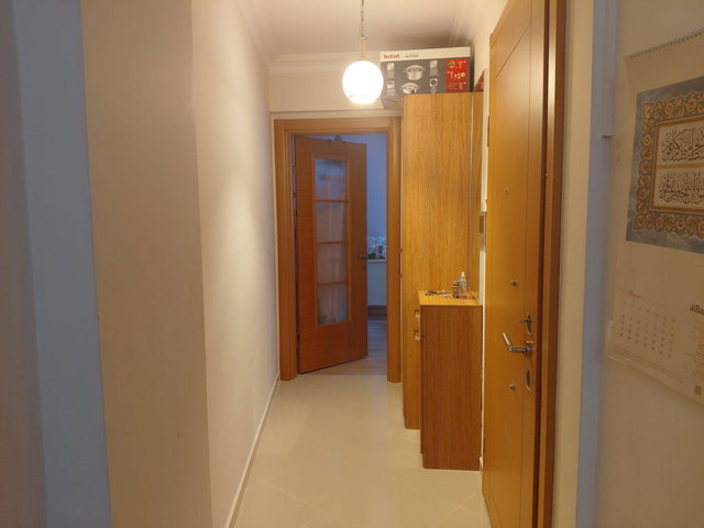 ÜSKÜDAR KISIKLI'DA GENÇ BİNADA KIŞ BAHÇELİ DAİRE