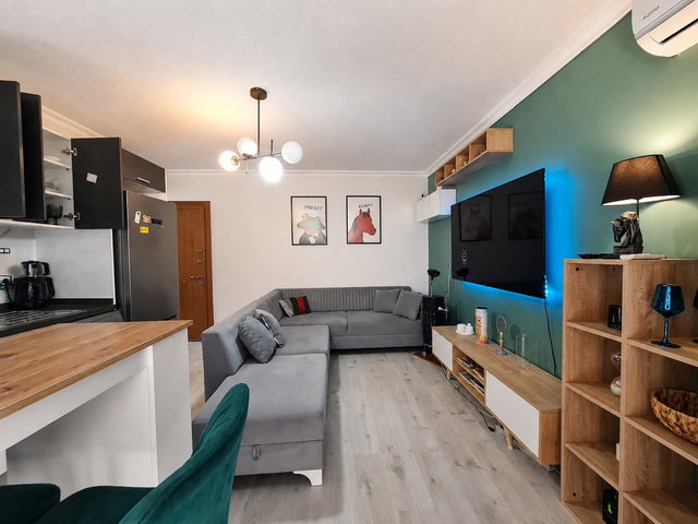 ACIBADEM'DE EMSALSIZ 1+1 KIRALIK FULL EŞYALI DAIRE