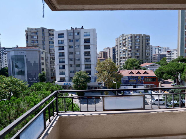 ŞEMSETTIN GÜNALTAY CD ÜZERINDE SATILIK 4+1 DAIRE 200 M2