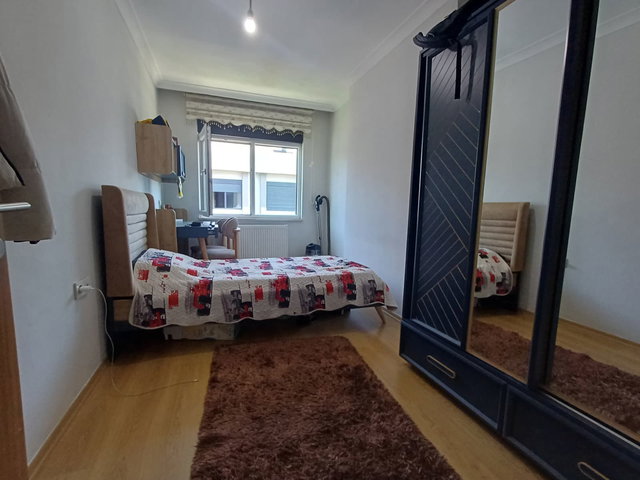 GAZİOSMANPAŞA'DA SİTE İÇİNDE KAPALI OTOPARKLI 135 M² 3+1 DAİRE
