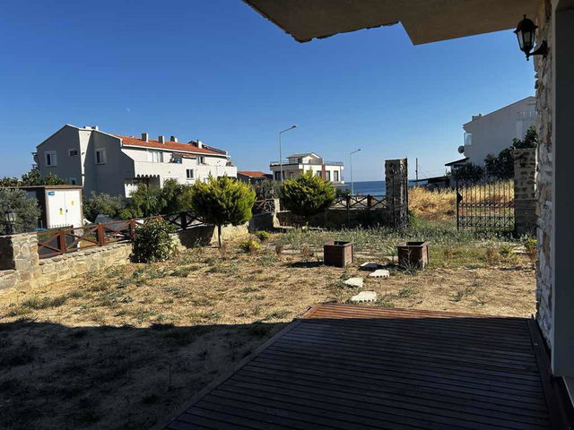 ŞARKÖY’DE, SIFIR DENİZ MANZARALI 3+1 VİLLA | 3 BANYO | KAT MÜLKİYETLİ TAPU