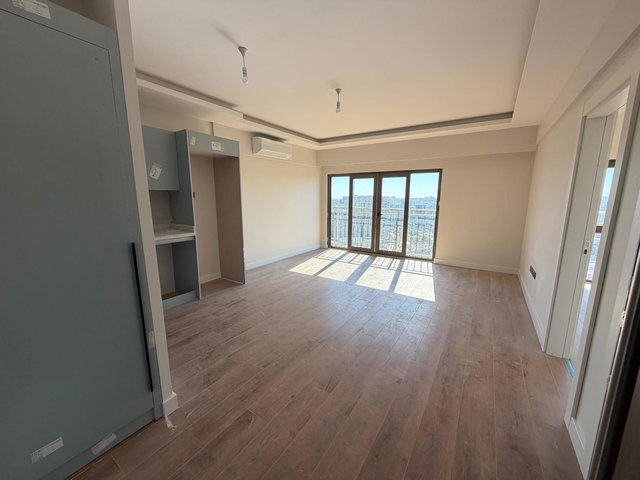 IRMAK PEARL RESİDENCE SİTESİ ŞEHIR MANZARALI E-5 YANI GENİŞ 1+1