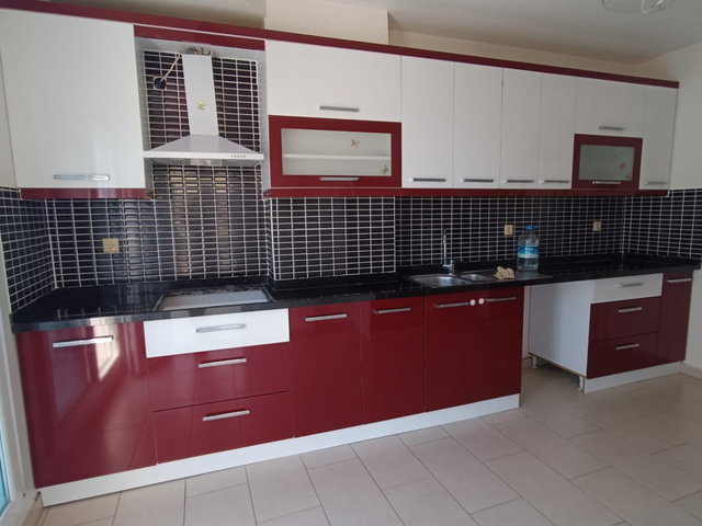 REMAX TOROS'TAN FATİH MH'DE AYLIK ÖDEMELİ KİRALIK GENİŞ 2+1
