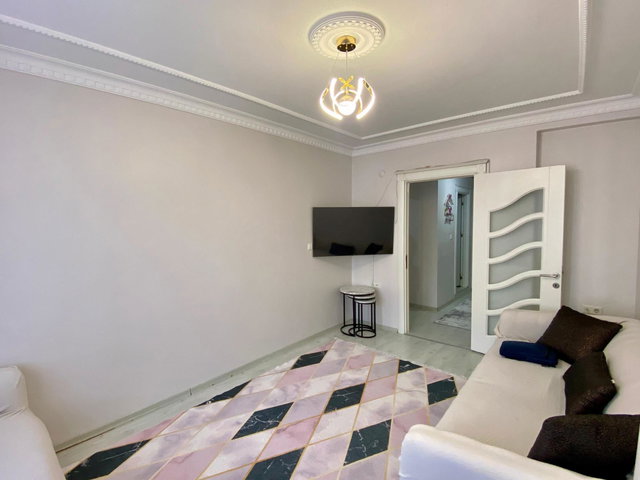 ALİBEYKÖY MAHALLESİ TARKAN SOKAK'TA 2+1 DAİRE