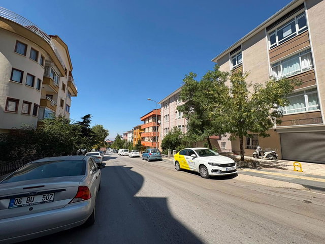 KENTSEL DÖNÜŞÜM BÖLGESINDE YÜKSEK ARSA PAYLI SATILIK 2+1 DAIRE