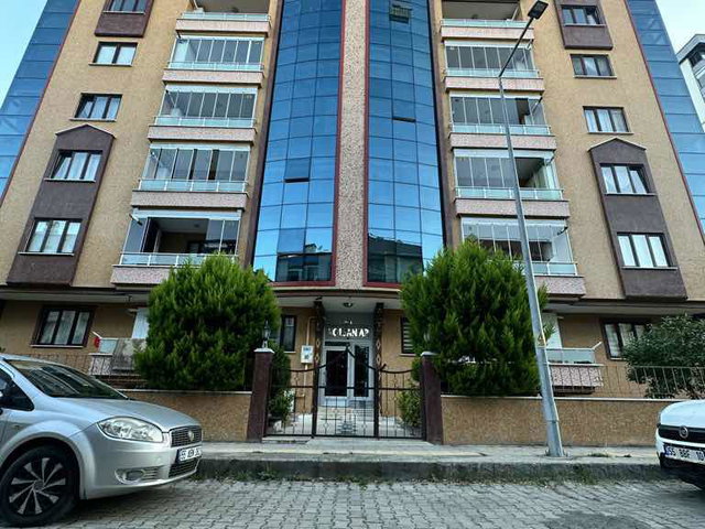 ATAKUM’DA  TRAMVAY ALTINDA SATILIK 3+1 | 125 M² NET | 3 CEPHELİ | BALKONLU | KREDİYE UYGUN DAİRE