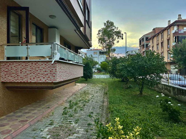 ATAKUM’DA  TRAMVAY ALTINDA SATILIK 3+1 | 125 M² NET | 3 CEPHELİ | BALKONLU | KREDİYE UYGUN DAİRE
