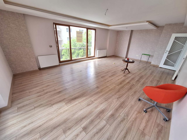 |UĞURMUMCUNUN EN UYGUN, EN GENİŞ DAİRESİ 200 M2