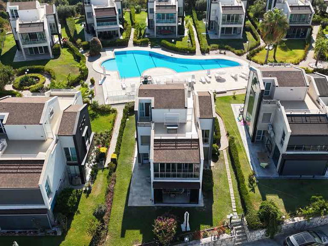 MANZARA VİLLALARI SİTESİ'NDE PANORAMİK MANZARALI SATILIK VİLLA