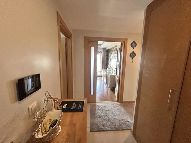 1İSTANBUL SİTESİ GÜNEY CEPHE 3+1 EŞYALI KİRALIK DAİRE | 150 M²