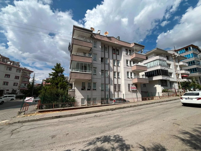 MAMAK GENERAL ZEKİ DOĞAN MAH. İÇİ YAPILI 3+1 BAĞIMSIZ SALON