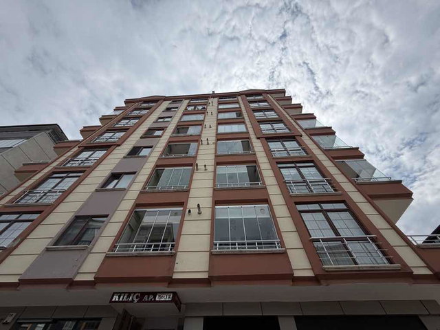 SAMSUN ATAKUM’DA DUBLEX 5+1 | 330 M² NET, 3 BANYO, BALKONLU, KREDİYE UYGUN