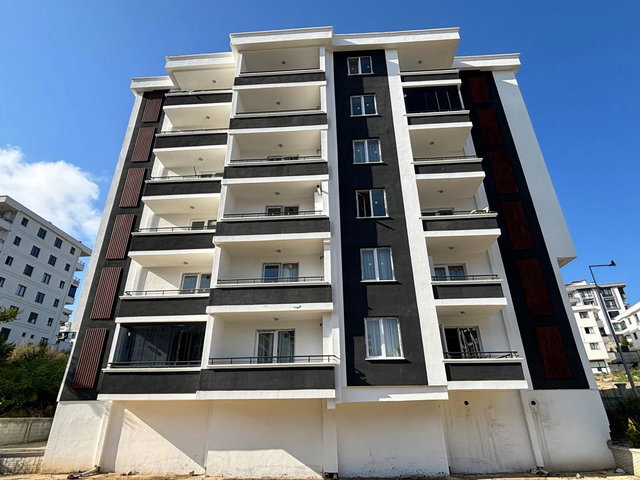 ATAKUM KÖRFEZ 'DE YERDEN ISITMALI EŞYALI SATILIK 1+1 DAİRE