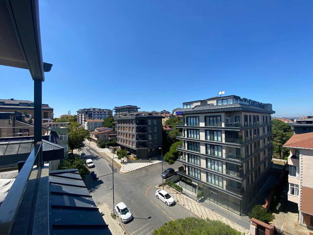 REMAX ASHILL ÇENGELKÖY BAHÇELIEVLER MAH CADDE ÜZERİ 5+2 DUBLEKS SATILIK DAİRE