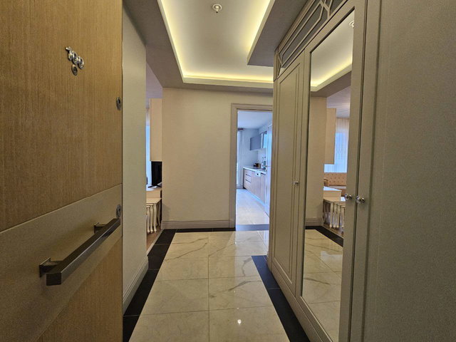 FIRST AVENUE SİTESİNDE ŞEHİR VE DENİZ MANZARALI 2+1 KİRALIK DAİRE
