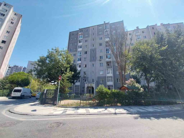 BEYLİKDÜZÜ BÜYÜKŞEHİR KONUTLARI C MAHALLESİ 2+1 KİRALIK