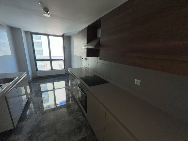 EVINPARK REZIDANSTA DENIZ GÖREN 3+1 GENIŞ VE FERAH KIRALIK DAIRE