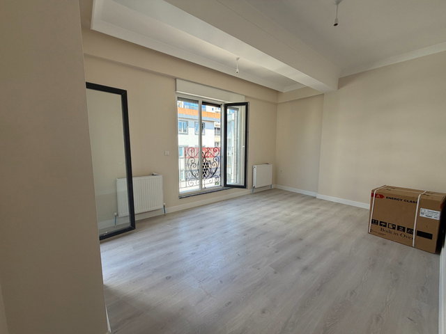 KARTAL CEVİZLİ'DE | ADLİYE'YE KOMŞU | KİRALIK 2+1 DAİRE |