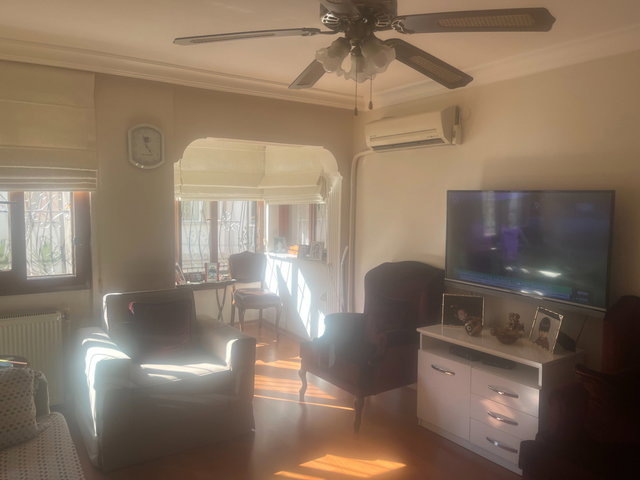 BOSTANLI AKBANK SOKAĞINDA, SATILIK DUBLEKS 3+1 DAİRE