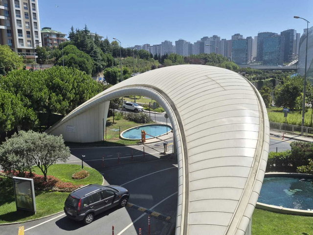 ACIBADEM AKASYA GÖLEVLERİ SİTESİ YATAY BLOK 2.KAT 1+1 KİRALIK DAİRE