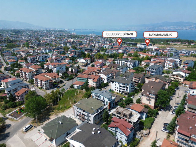 BAŞİSKELE’DE GÖKÇE SİTESİ’NDE 3+1 ÇATI DUBLEKS