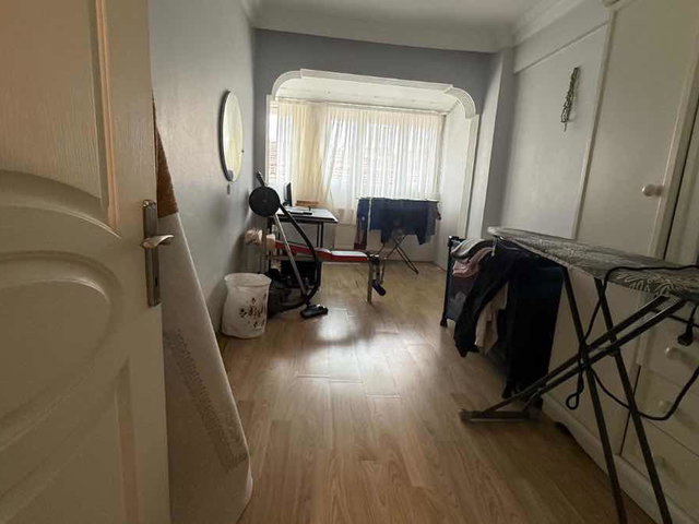 BAHÇELİEVLER SOĞANLI’DA GÜNEY CEPHELİ 2+1 | EN ÜST KAT | BALKONLU | BOŞ