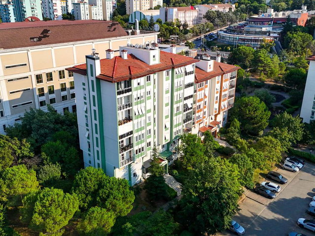 ATAŞEHİR KARDELEN 2 SİTESİ'NDE BOŞ, GENİŞ SATILIK 3+1 DAİRE