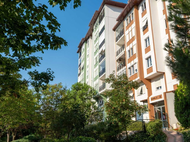 ATAŞEHİR KARDELEN 2 SİTESİ'NDE BOŞ, GENİŞ SATILIK 3+1 DAİRE