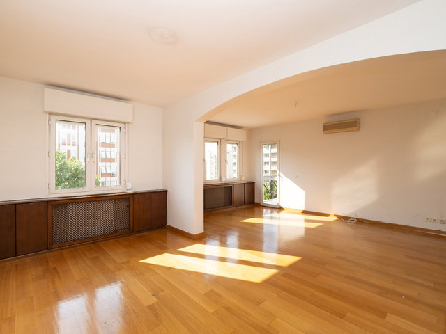 ATAŞEHİR KARDELEN 2 SİTESİ'NDE BOŞ, GENİŞ SATILIK 3+1 DAİRE