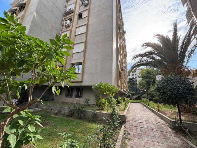 BAHÇELIEVLER KAYACAN SITESI 7+2 DUBLEKS DAIRE