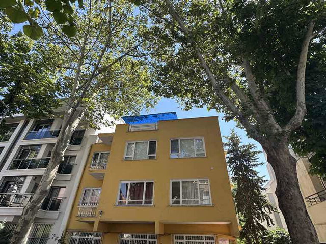 BAHÇELİEVLERDE TERASLI MERKEZİ ISITMALI 2.5+1 KİRALIK DAİRE