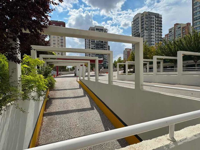 YAŞAMKENT FATİH SULTAN MAHALLESİ’NDE KİRALIK 4+1 LÜKS DAİRE