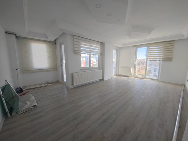 KONYAALTI HURMA'DA İÇİ SIFIR YAPILI KİRALIK 3+1 DUBLEKS DAİRE