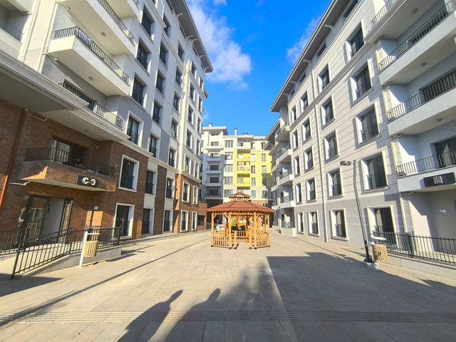 REMAX ASHILL ÜMRANIYE HEKIMBAŞI TOKI' LERDE 3+1 KIRALIK DAIRE