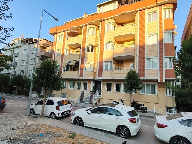 AVCILAR DENİZKÖŞKLER MASRAFSIZ EBEVEYN BANYOLU SATILIK 3+1 BAHÇE KATI DAİRE
