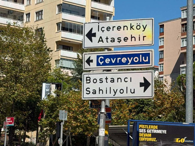 REMAX'DAN BOSTANCI'DA MERKEZİ KONUMDA- OTOPARKLI-130 M2 NET 3+1