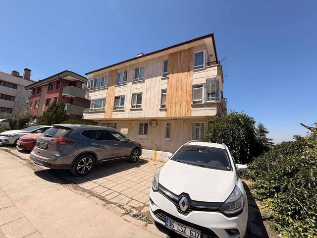 GAZIOSMANPAŞA UĞURMUMCU SOKAK DA EN GÜZEL CEPHELI VE MANZARALI YAPILI DAIRE