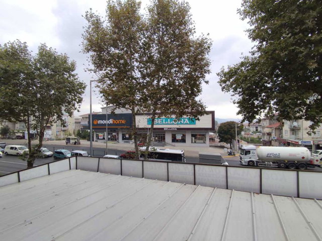 GÖLCÜK ŞEHİTLER MAH. ANAYOLA CEPHE 1+1 SATILIK DAİRE