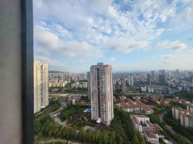 ATAŞEHİR ANDROMEDA GOLD RESIDANCE TADİLATLI SATILIK 1+1 DAİRE