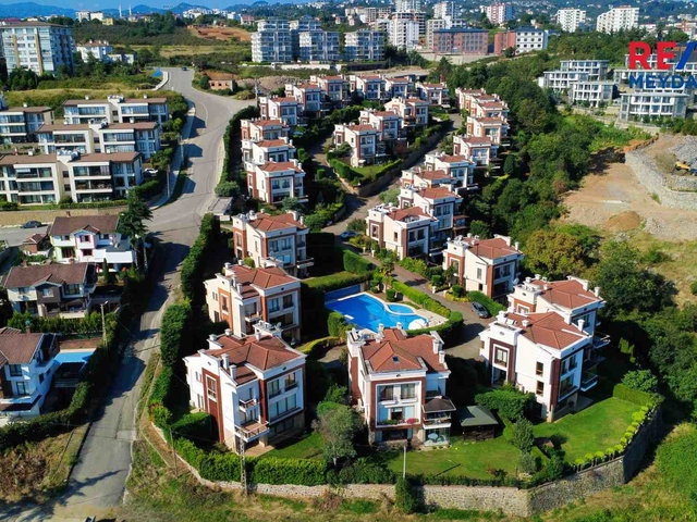 YALINCAK MIMOZA KONAKLARI İÇERISINDE SIZNDE BIR KONAĞINIZ OLMALI