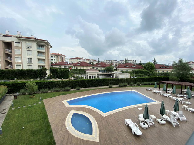 ALEMDAĞ TERRACE KORU UZMANI NESRİN AKTEPE'DEN 1+1 EŞYALI KİRALIK