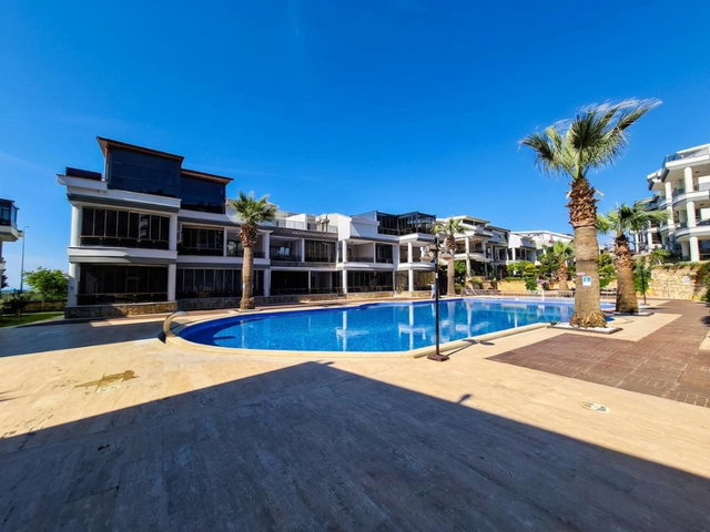 GÜMÜŞEVLER SİTESINDE  HAVUZLU GÜVENLİKLİ SATILIK 4+1 DUBLEKS DAİRE