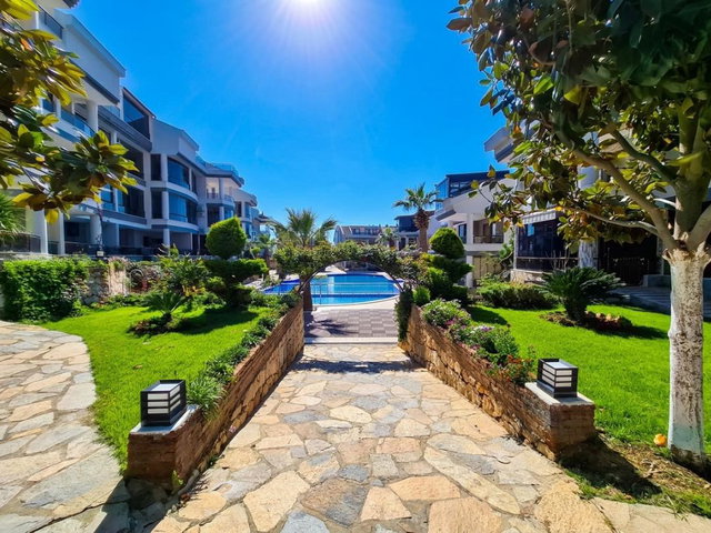 GÜMÜŞEVLER SİTESINDE  HAVUZLU GÜVENLİKLİ SATILIK 4+1 DUBLEKS DAİRE